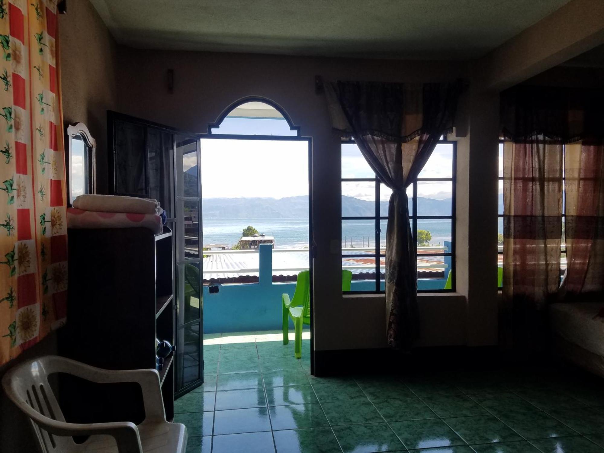 Casa Guillermo Batz Bed and Breakfast San Pedro La Laguna Rum bild